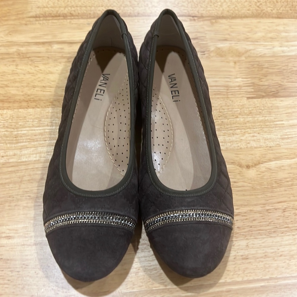 5 for $25!  Brown Swede Van Eli flats in size 8